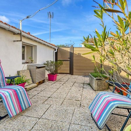 Maison Charmante A L'Epine Avec Jardin Cloture Et Terrasse Exterior photo
